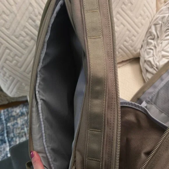 NEW YETI Tocayo Tan 26 liter backpack - Picture 9 of 12